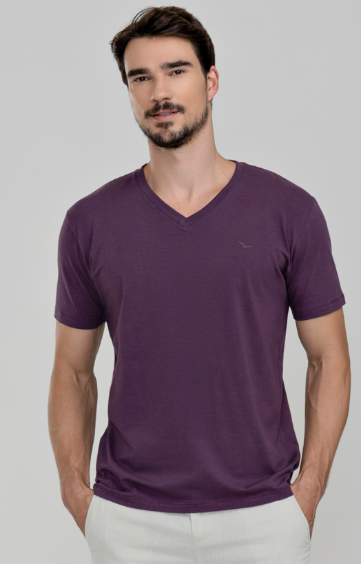 CAMISETA DECOTE V ALGODÃO E ELASTANO